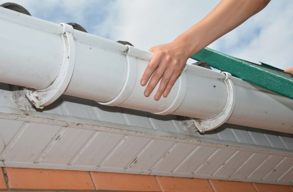 Gutter Reattachment in Edmond